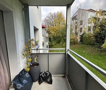 Frisch renovierte 2-Zi.-Whg. mit modernem Tageslichtbad und Balkon - Foto 6