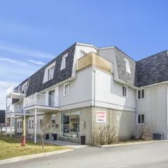 1 room apartment of 51m² in Gatineau - Photo 2
