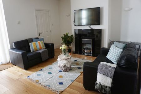 Hazelwood Ave - Photo 2