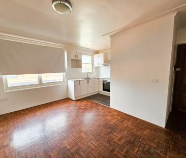 Ideal Location - Photo 2