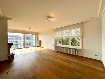 Appartement op centrale ligging te Sint-Andries - Photo 4