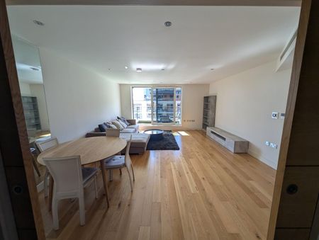 2 Bed Flat, Fountain House, SW6 - Photo 2