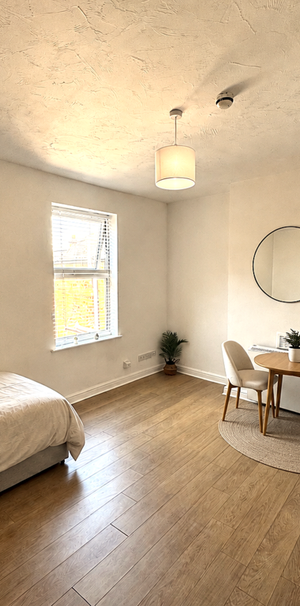 1 bedroom bedsit to rent - Photo 1