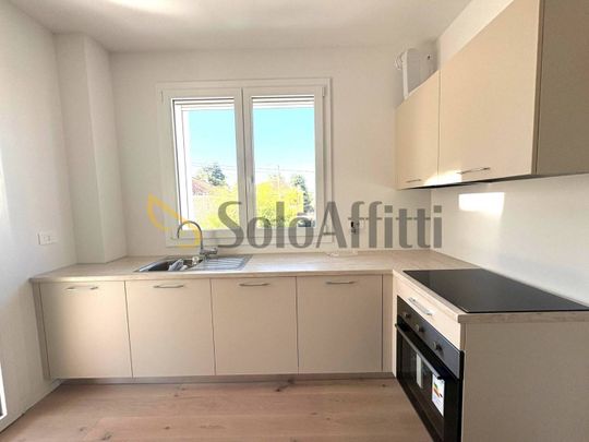 Trilocale via Monte Titano 75, Via Covignano - Villaggio Azzurro, Rimini - Foto 1