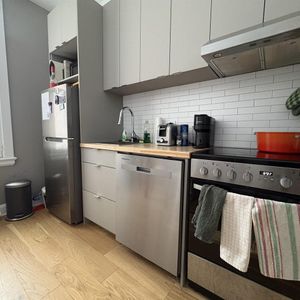 Château St-Louis Appartement 3 ½ à Louer Montcalm / Saint-Sacrement Juillet 2026 - Photo 2