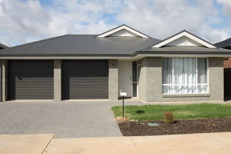 8 Dornwell Place, Enfield - Photo 4