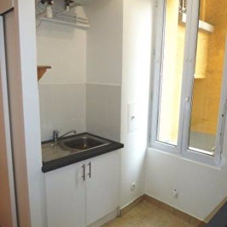 Location Appartement 1 pièce 20m² IVRY SUR SEINE 94200 - Photo 3