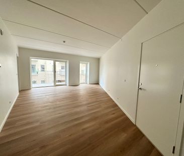 Moderne 3-værelses lejlighed i Nørresundby med tagterrasse - Photo 1