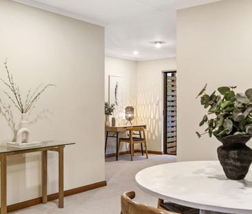 SPACIOUS TWO BEDROOM HOMETTE **6 MONTH LEASE ONLY** - Photo 3