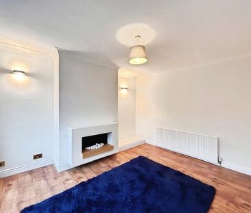 4 bedroom semi-detached house to rent - Photo 6
