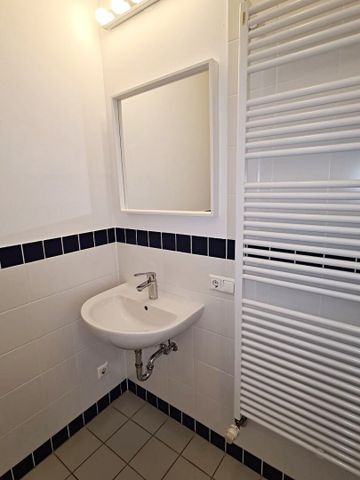 BÖRSE-NÄHE, GONZAGAGASSE, gepflegte 132 m2 Altbau, 3 Zimmer, Extraküche, 2 Bäder, Parketten, U2/U4-Nähe - Photo 5