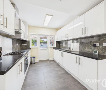 3 bedroom flat to rent - Photo 5