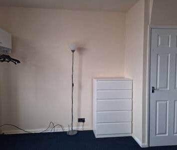 Room in a Shared House, Ransom Road, NG3 - Photo 2
