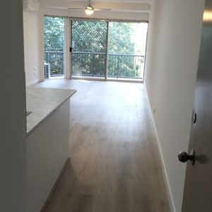 2 Bedroom Sanctuary Apartment - Photo 3