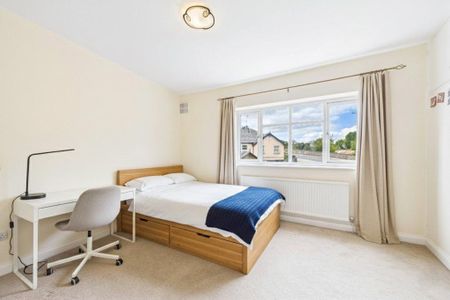 3 bedroom apartment to rent - Photo 2