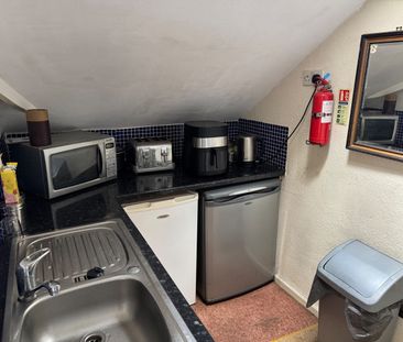 Room in a Shared House, Minstead Rd, B24 - Photo 5