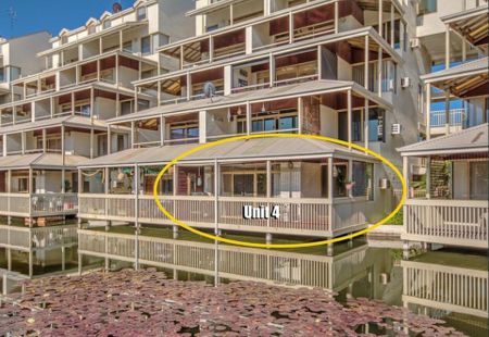 Resort-Style Living in the Heart of Mandurah - Fully Furnished Apartment - Photo 4