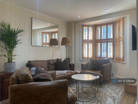 3 bedroom terraced house to rent - Photo 3