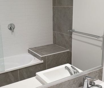 3 bedrooms Townhouse - Photo 6