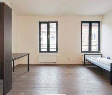 Appartement te huur in Gent voor € 765 met 1 slaapkamer - Photo 1