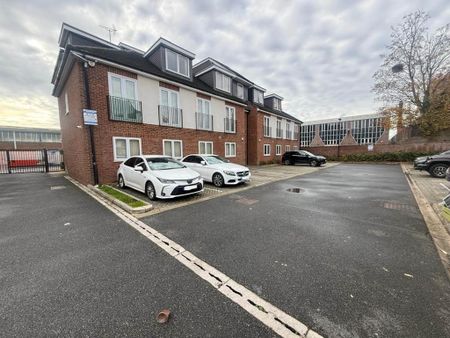 2 bedroom apartment to rent - Photo 4