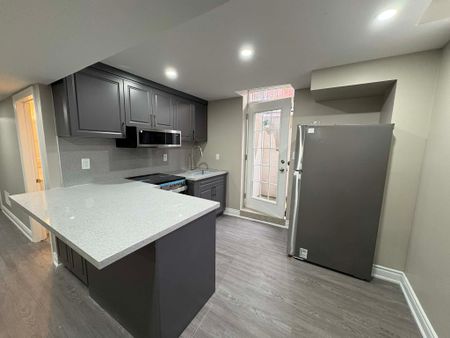 For Lease - 271 Andrews Trail, Milton, Ontario - Photo 5