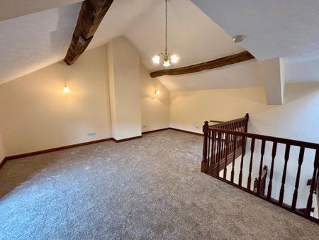 2 bedroom semi-detached house to rent - Photo 2