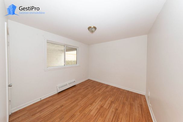 1315 Garnier - Photo 1