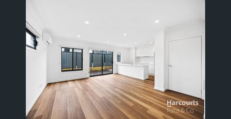 Contemporary Living in Mickleham - Photo 3