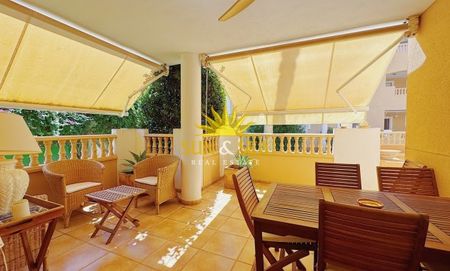 3-BEDROOM GROUND-FLOOR APARTMENT WITH LARGE TERRACE, POOL AND GARAGE IN JÁVEA - Foto 5