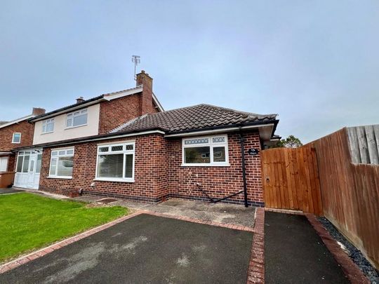 1 bedroom semi-detached bungalow to rent - Photo 1