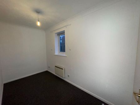 2 bed end of terrace house to rent in Albany Walk, Peterborough, PE2 - Photo 4