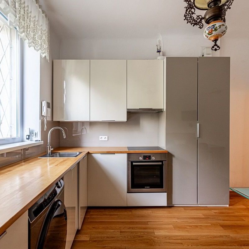 4-pokojowe mieszkanie z 2 miejscami parkingowymi 125 m² - Zdjęcie 1