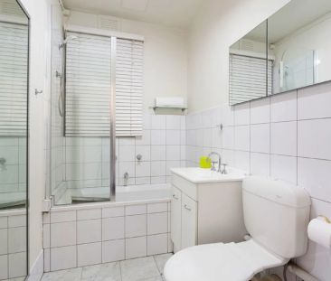 Light and Bright! - Photo 4