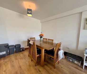 95 Victoria Place, Belfast, BT12 5GE - Photo 4