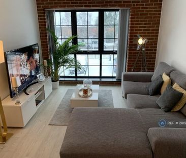 1 bedroom flat to rent - Photo 2