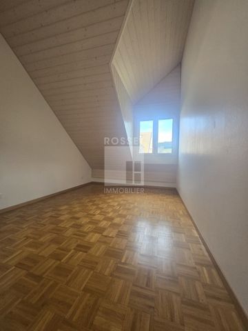 Appartement en attique 4 pièces au 2ème étage - Photo 3