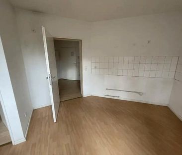 3 Zimmer Wohnung in Stuttgart Mitte 70182 - Jobcenter möglich! - Foto 1