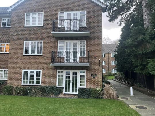 2 bedroom flat to rent - Photo 1