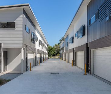 Private, Practical Living in a Quiet Loganholme Pocket - Photo 1