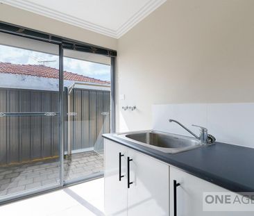 2C Vincent Avenue - Photo 1