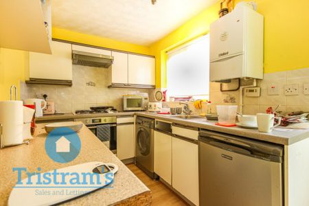 2 bed Semi-Detached House for Rent - Photo 5