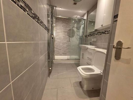 1 bedroom barn conversion to rent - Photo 1