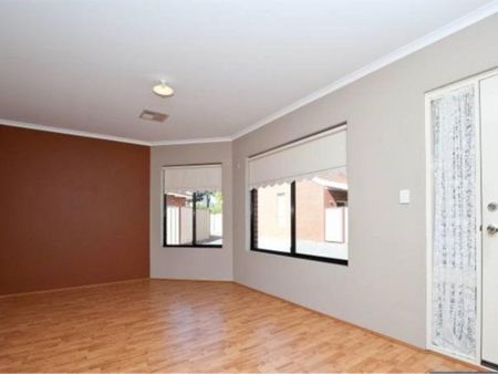 Private Home in Great Location - Photo 5