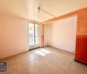 Location Appartement 1 pièce 30m² MARSEILLE 3ème - Photo 2