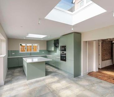 London Road, Stanway, CO3 - Photo 1