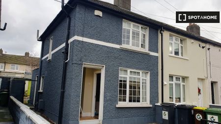 2-bedroom apartment for rent in East Wall, Dublin. - Photo 4