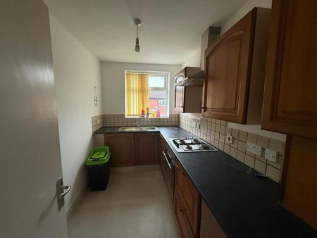 2 bedroom apartment to rent - Photo 3