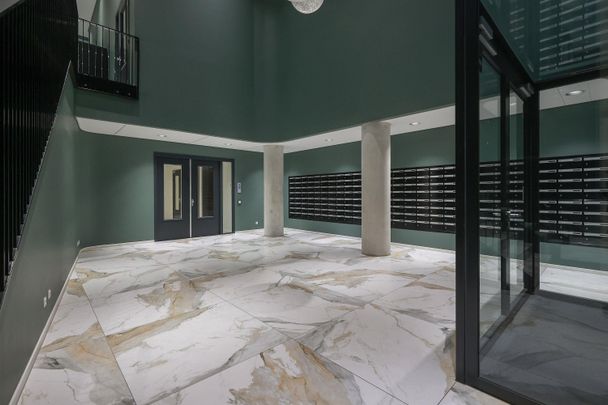 Te huur: Appartement Bijlmerplein 858 N 7 in Amsterdam - Photo 1