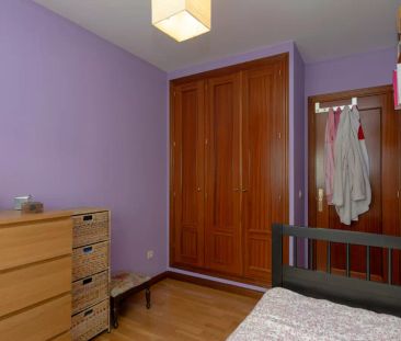 Single Bed in Rooms for rent in 3-bedroom apartment in Vicálvaro - Photo 5